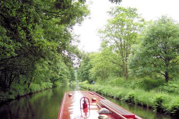 One way canal holiday route via the Calder & Hebble Navigation - Long Lees